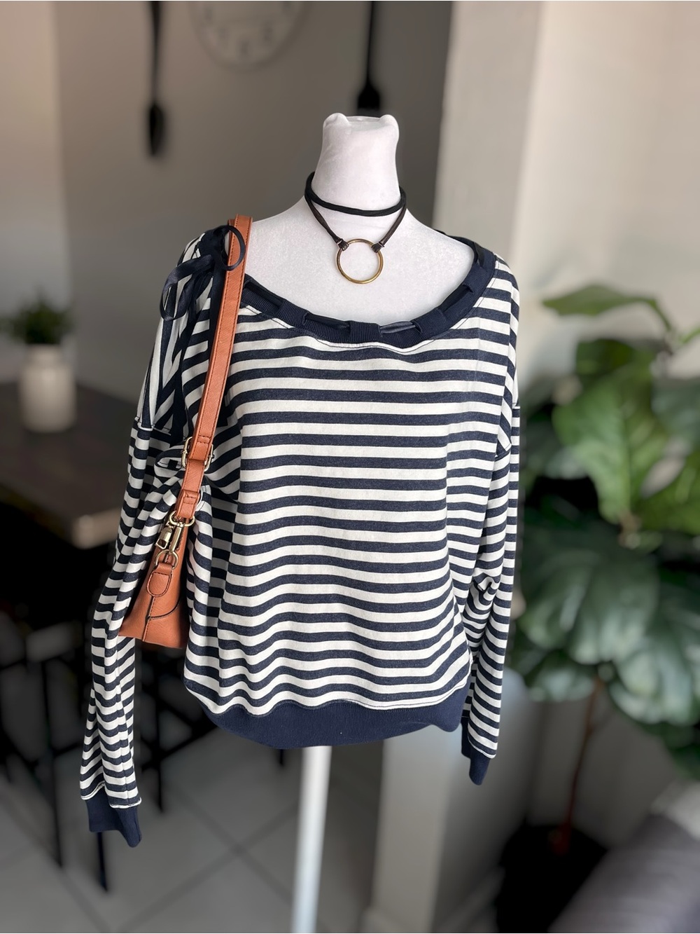 Hollister Striped Ribbon Bow Neckline Long Sleeve Sweatshirt Size M